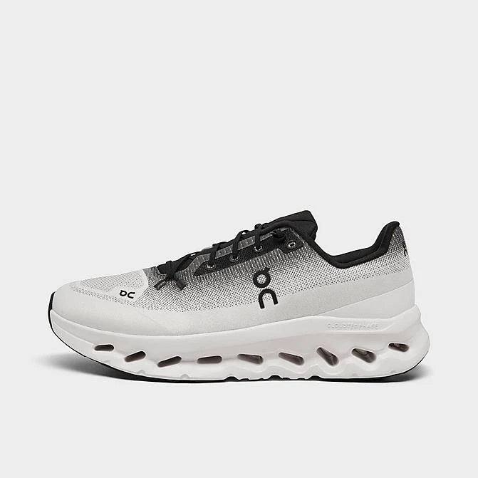 On Cloudtilt blanco y negro - Cavan Style